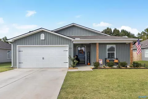 216 Clear Creek Dr, Decatur, AL 35603