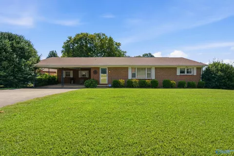 1113 Murphy Hill Rd, Hazel Green, AL 35750