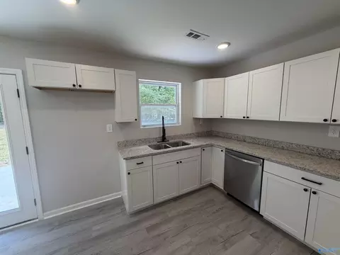 Kitchen - 111 County Road 459, Trinity, AL 35673 photo 3 of 3