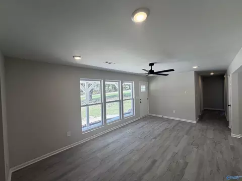 Living - 111 County Road 459, Trinity, AL 35673 photo 2 of 8