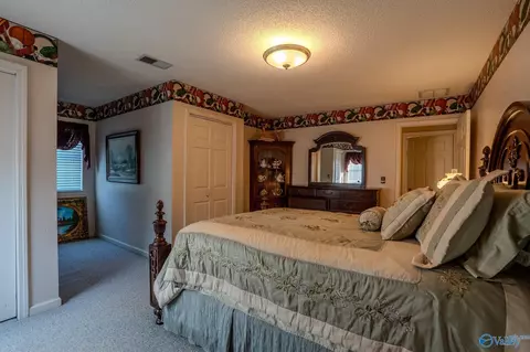 Bedroom - 1251 Midfield Rd, Joppa, AL 35087 photo 3 of 6