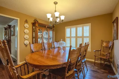 Dining - 1251 Midfield Rd, Joppa, AL 35087 photo 1 of 2