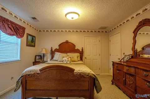 Bedroom - 1251 Midfield Rd, Joppa, AL 35087 photo 6 of 6
