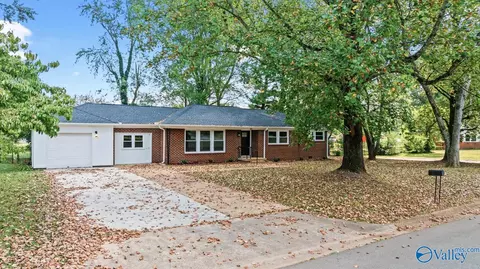4100 Force Dr, Huntsville, AL 35810