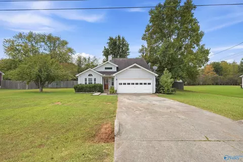 12749 Copperfield Ln, Madison, AL 35756