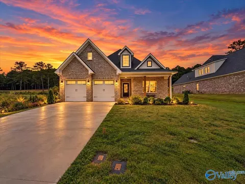2841 Cherokee Ridge Rd, Union Grove, AL 35175