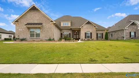 204 Maple Branch Ct, Meridianville, AL 35759