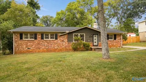 513 Ronald Dr, Huntsville, AL 35803