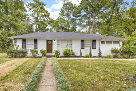 2404 Brookline Dr, Huntsville, AL 35810