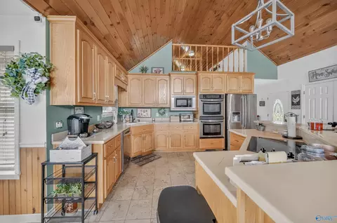 Kitchen - 4829 Alabama Highway 71, Dutton, AL 35744 photo 1 of 4