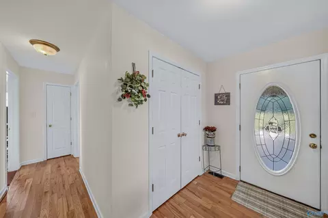 Entry Way - 4829 Alabama Highway 71, Dutton, AL 35744 photo 2 of 5