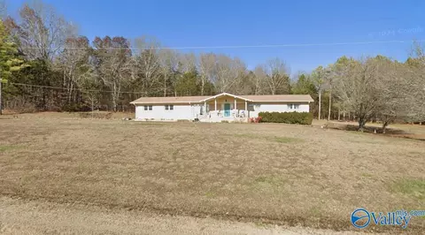 16491 County Road 8, Woodville, AL 35776