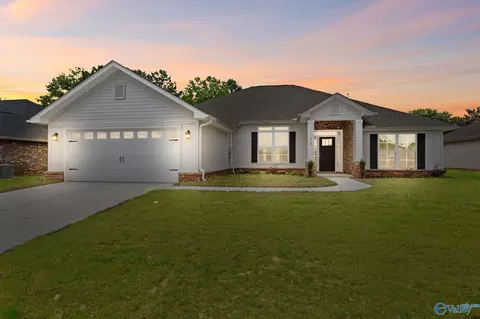 230 Gwynns Fall Trl, Huntsville, AL 35810