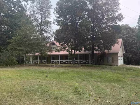 924 County Road 1193, Vinemont, AL 35179