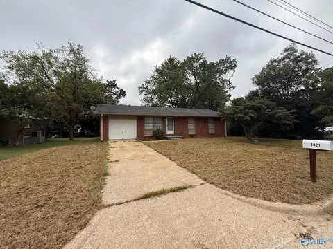 3021 Deerfield Rd, Huntsville, AL 35810