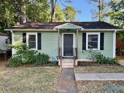 402 Gwendolyn Ave, Huntsville, AL 35810