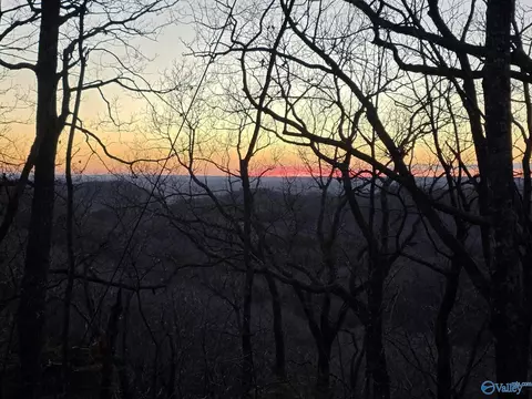 79 Hixon Rd, Fort Payne, AL 35967