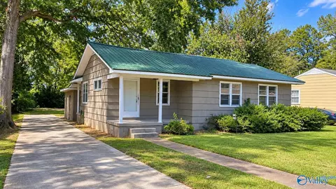 1519 Somerville Rd, Decatur, AL 35601