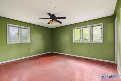 Bedroom - 709 4th St, Arab, AL 35016 photo 1 of 8