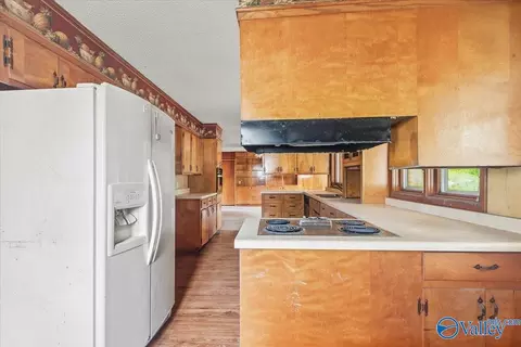 Kitchen - 709 4th St, Arab, AL 35016 photo 4 of 4