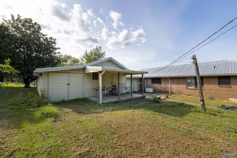 Exterior - 1994 Bexar Ave, Hamilton, AL 35570 photo 4 of 9