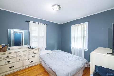 Bedroom - 1994 Bexar Ave, Hamilton, AL 35570 photo 3 of 4