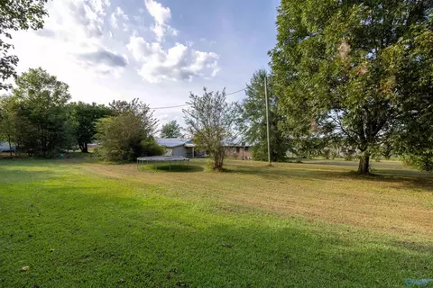 Exterior - 1994 Bexar Ave, Hamilton, AL 35570 photo 8 of 9