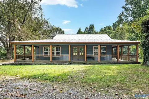 3875 Highpoint Rd, Albertville, AL 35950