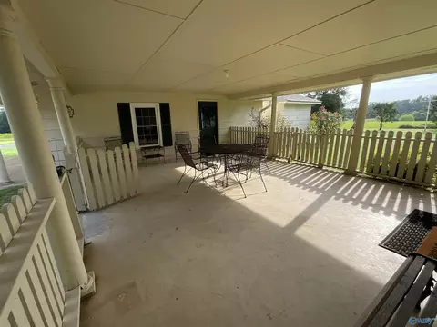 Exterior - 935 Apollo Rd, Arab, AL 35016 photo 5 of 12