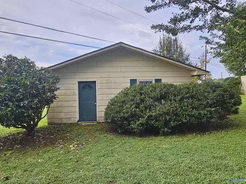 Exterior - 935 Apollo Rd, Arab, AL 35016 photo 10 of 12