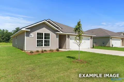 142 Birds Nest Ln, Toney, AL 35773