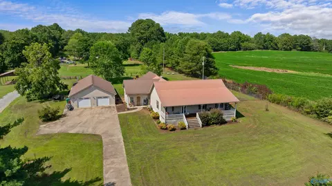 2095 Lookout St, Sand Rock, AL 35983