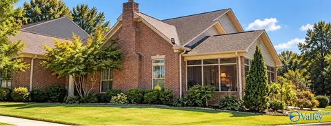 130 Victoria Cir, Decatur, AL 35603