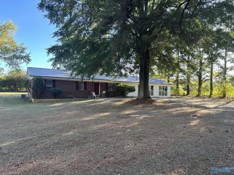 1133 Liberty Rd, Danville, AL 35619