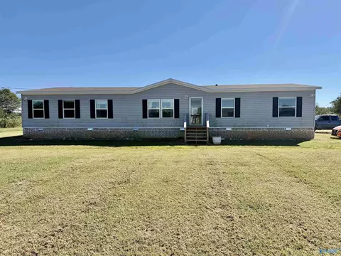 1313 County Road 392, Crossville, AL 35962