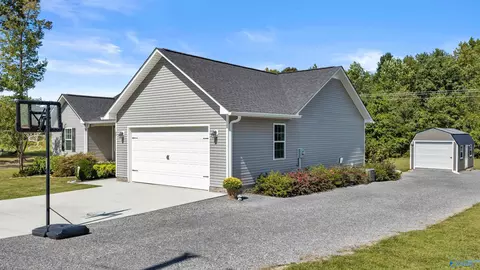 45 Three Grands Ests, Rainsville, AL 35986