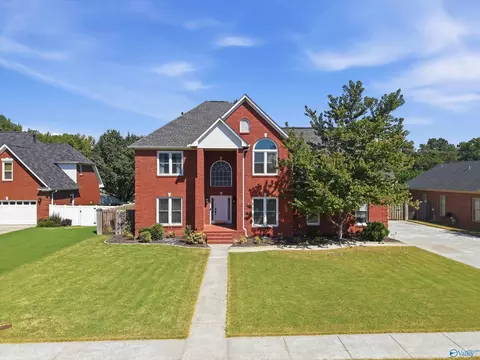 1906 Colony Way, Decatur, AL 35603