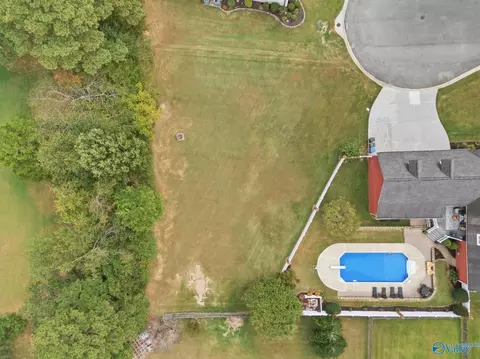 14739 Crown Ct, Athens, AL 35613