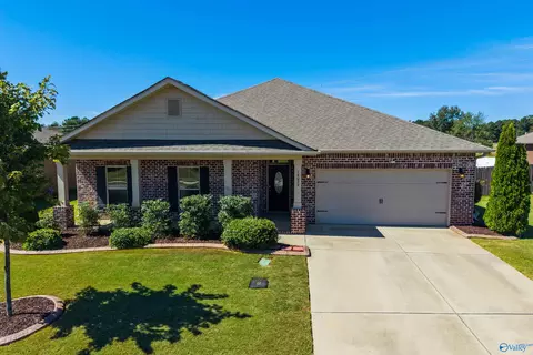 14029 Lannister Ln, Athens, AL 35613
