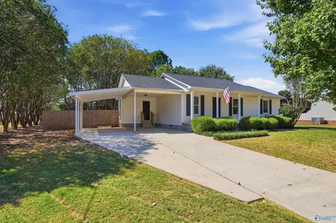 25431 Vaughn St, Elkmont, AL 35620
