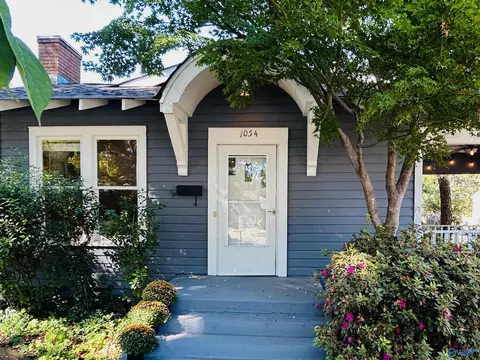 1054 Grant St, Decatur, AL 35601