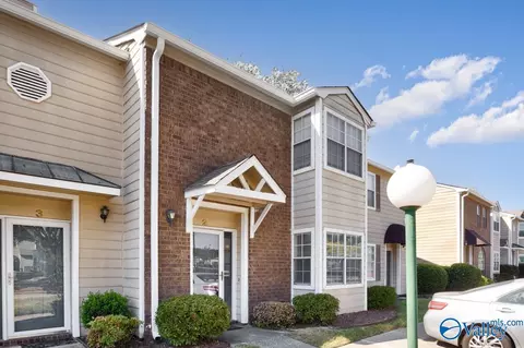 11112 S Memorial Pkwy #N2, Huntsville, AL 35803