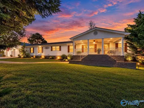 1816 Adamsburg Rd, Fort Payne, AL 35967