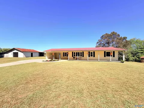 48 Rockvale Rd, Union Grove, AL 35175