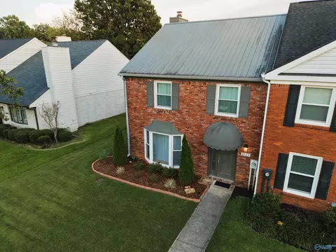 1523 Regency Blvd, Decatur, AL 35601