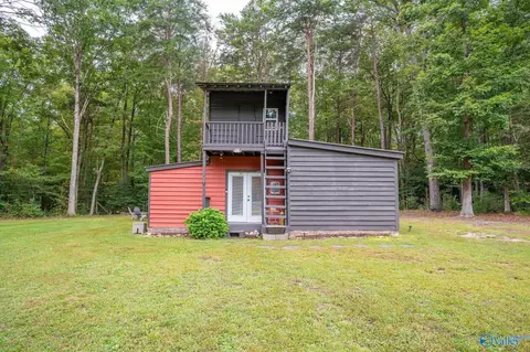 4467 E River Rd, Mentone, AL 35984