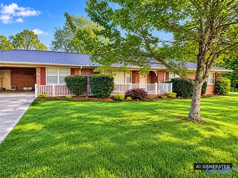 1108 4th St, Arab, AL 35016