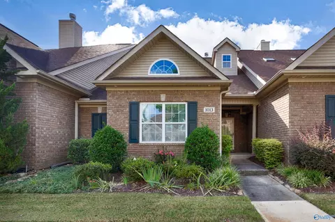 1013 Cresent Fls, Huntsville, AL 35806