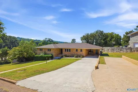 1400 Darnell St, Huntsville, AL 35801