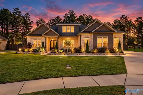 22216 Players Ln, Athens, AL 35613